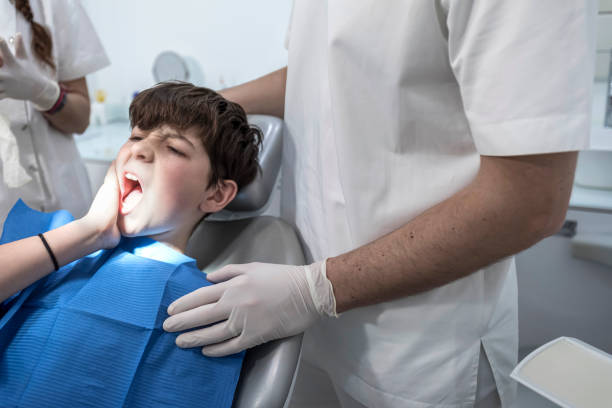 Best Cracked Tooth Emergency Dentist  in Eleanor, WV